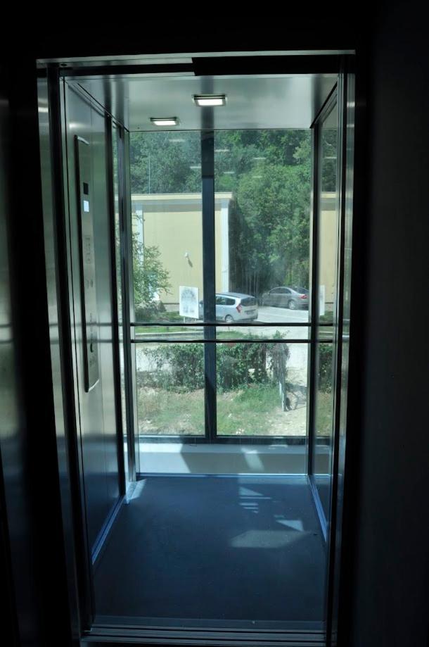 Teracite Aparthotel Varna Bagian luar foto