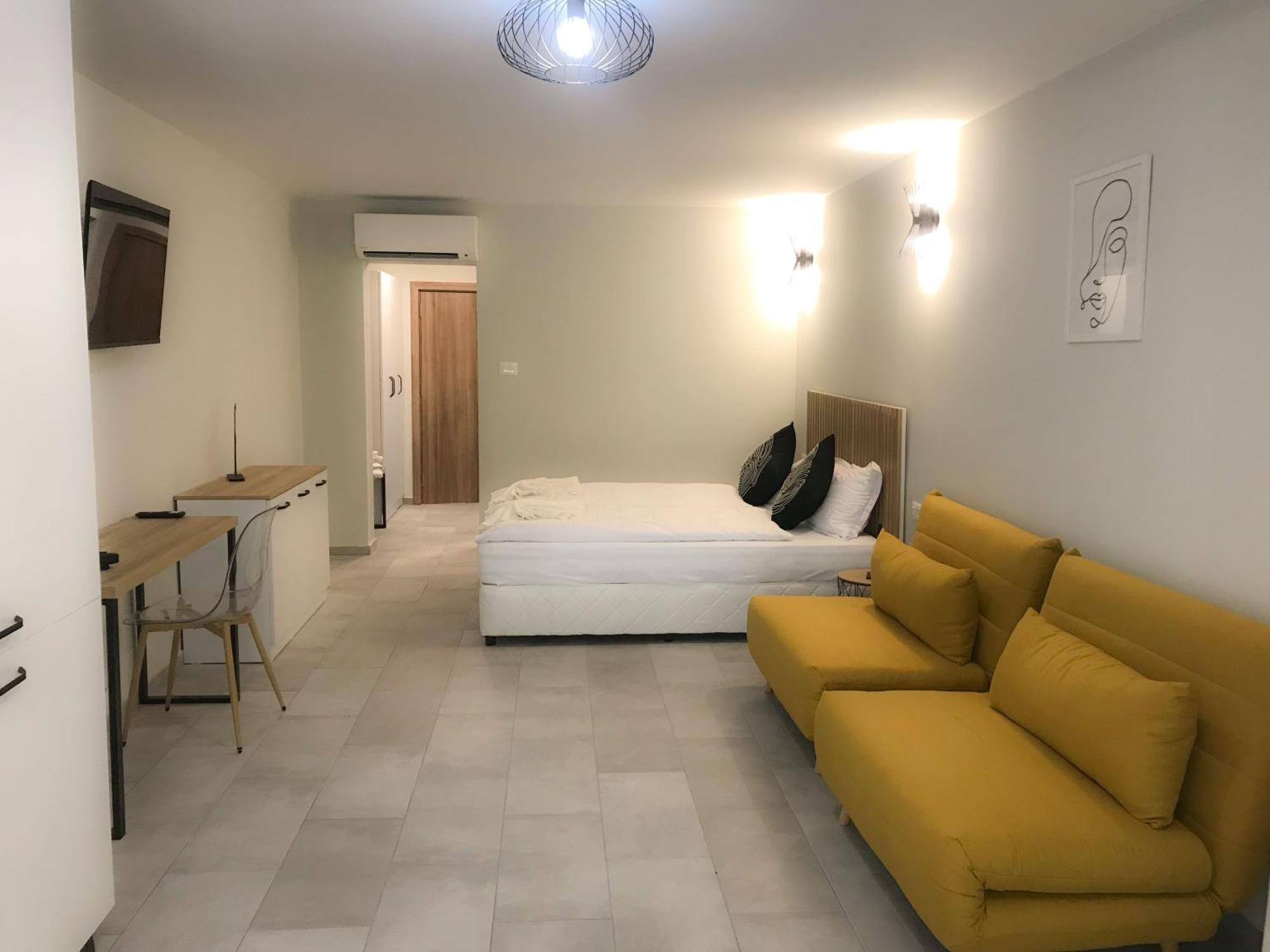 Teracite Aparthotel Varna Bagian luar foto